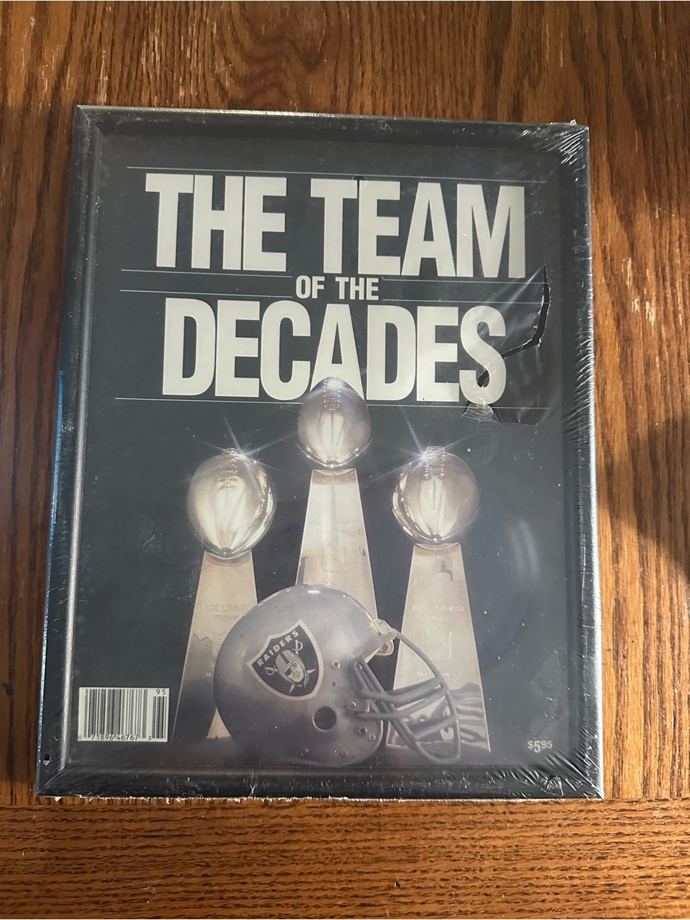 Vintage 1989 Los Angeles/Oakland Raiders "The Team of the Decades" Yearbook
